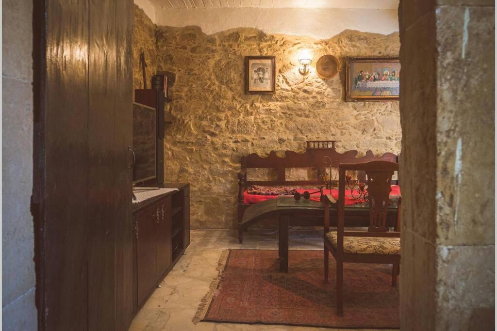 The Royal Stonehouse : Sophia Villa Vasiliki  Buitenkant foto