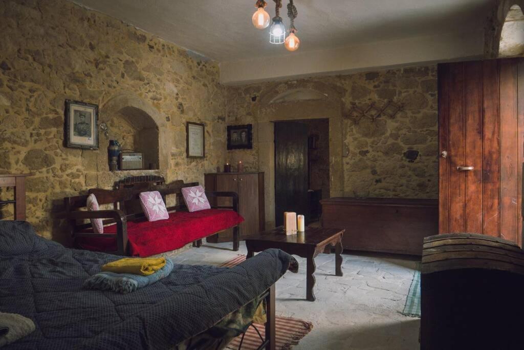 The Royal Stonehouse : Sophia Villa Vasiliki  Buitenkant foto